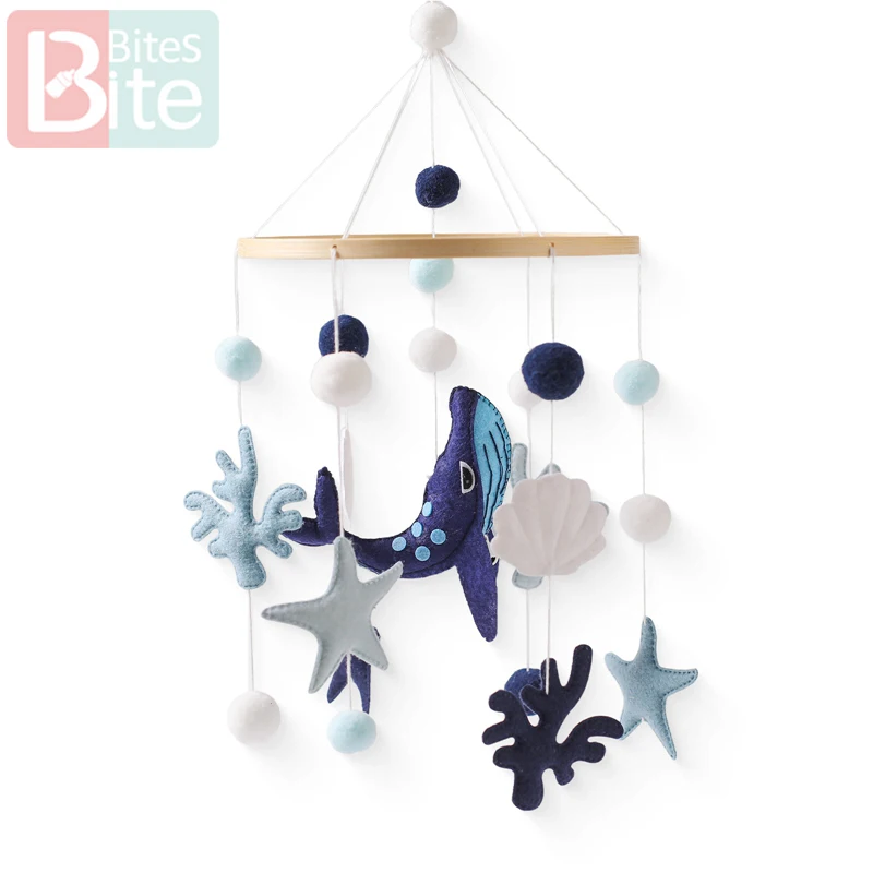 

Baby Rattle Toy Whale Mobile Wooden Newborn Ocean Felt Bell Hanging Toys 0-12 Month Bed Bell Holder Bracket Infant Crib Toy Gift