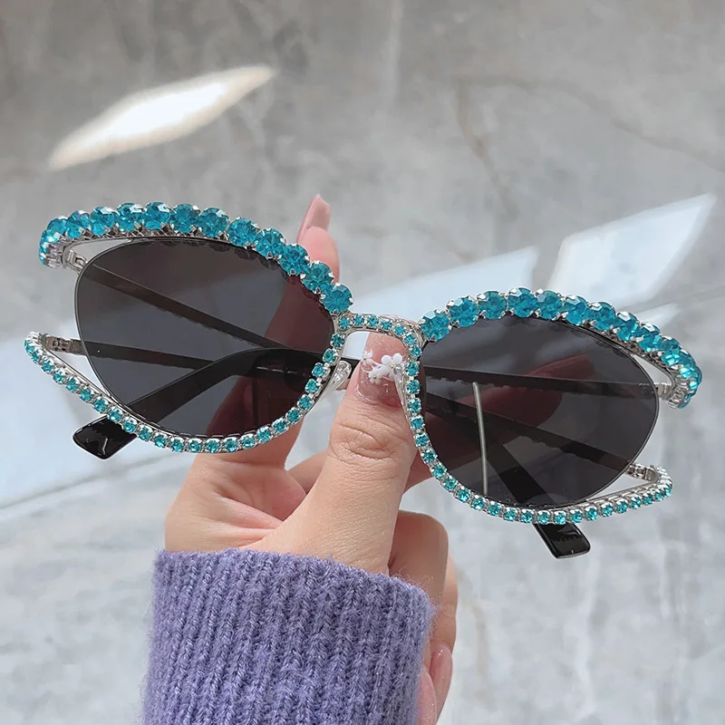 Retro Triangle Cat-eye Sunglasses for Women High-end Trendy Hipster Hot  Girl Beach Glasses Outdoor