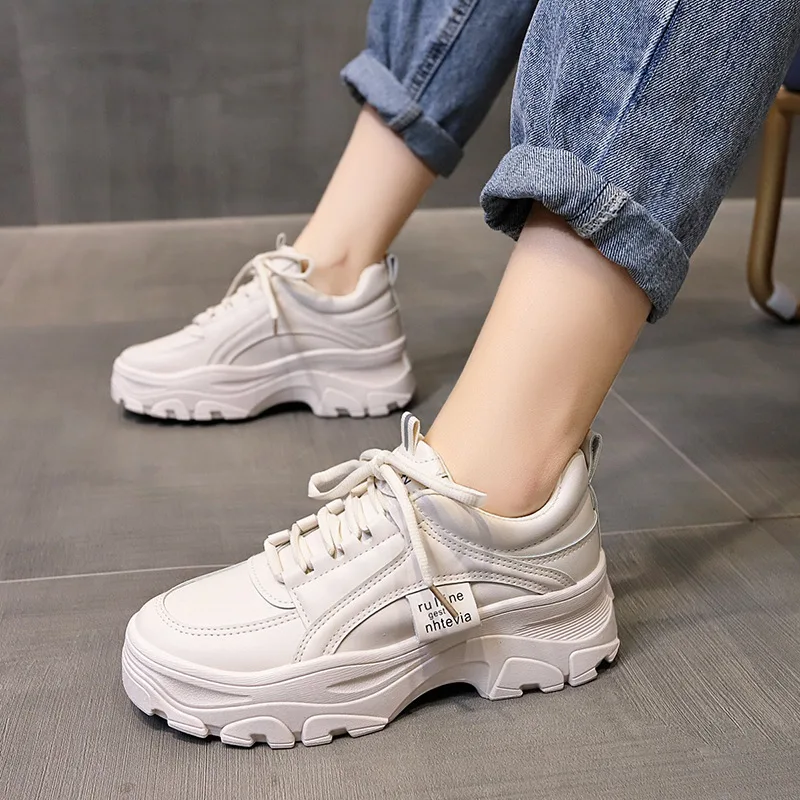 

2021 Spring Autumn New Casual Breathable Shoes Women Comfortable Chic Sports Shoes for Ladies Thick Bottom Lace-up Women's Shoes