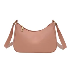 Chic Women's Underarm Bag - Fashionable Handbag (Pink)