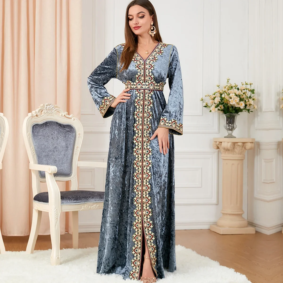 

Moroccan Fashion Women Wear Autumn Winter Loose Fit V-Neck Long Sleeve Golden Velvet Dress Muslim Kaftan Abaya Dress