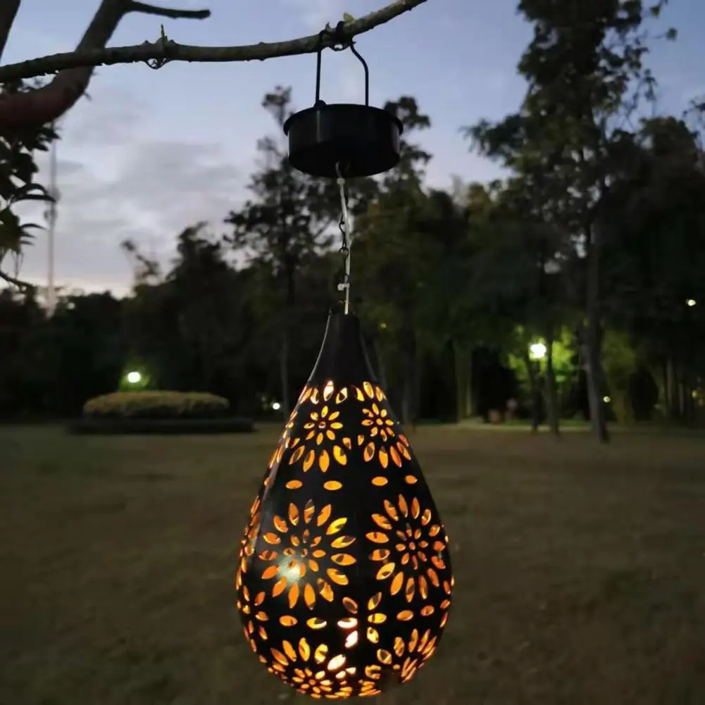 Outdoor Lantern IP44 Waterproof Light-control Hollowed-out Iron Art Solar Powered Decorative Projection Light Lamp for Yard