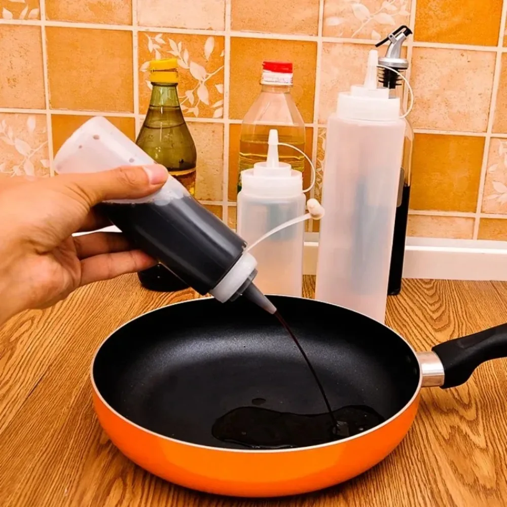 Premium Squeeze Sauce Bottle Dispenser
