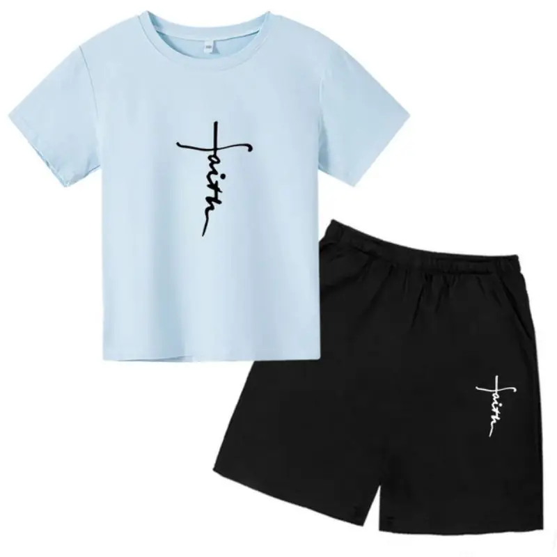 thumbnail image 1 of Conjunto de 2 piezas de camiseta y pantalones cortos informales con estampado de letras para niños y adolescentes a la moda para verano, 1 of 5