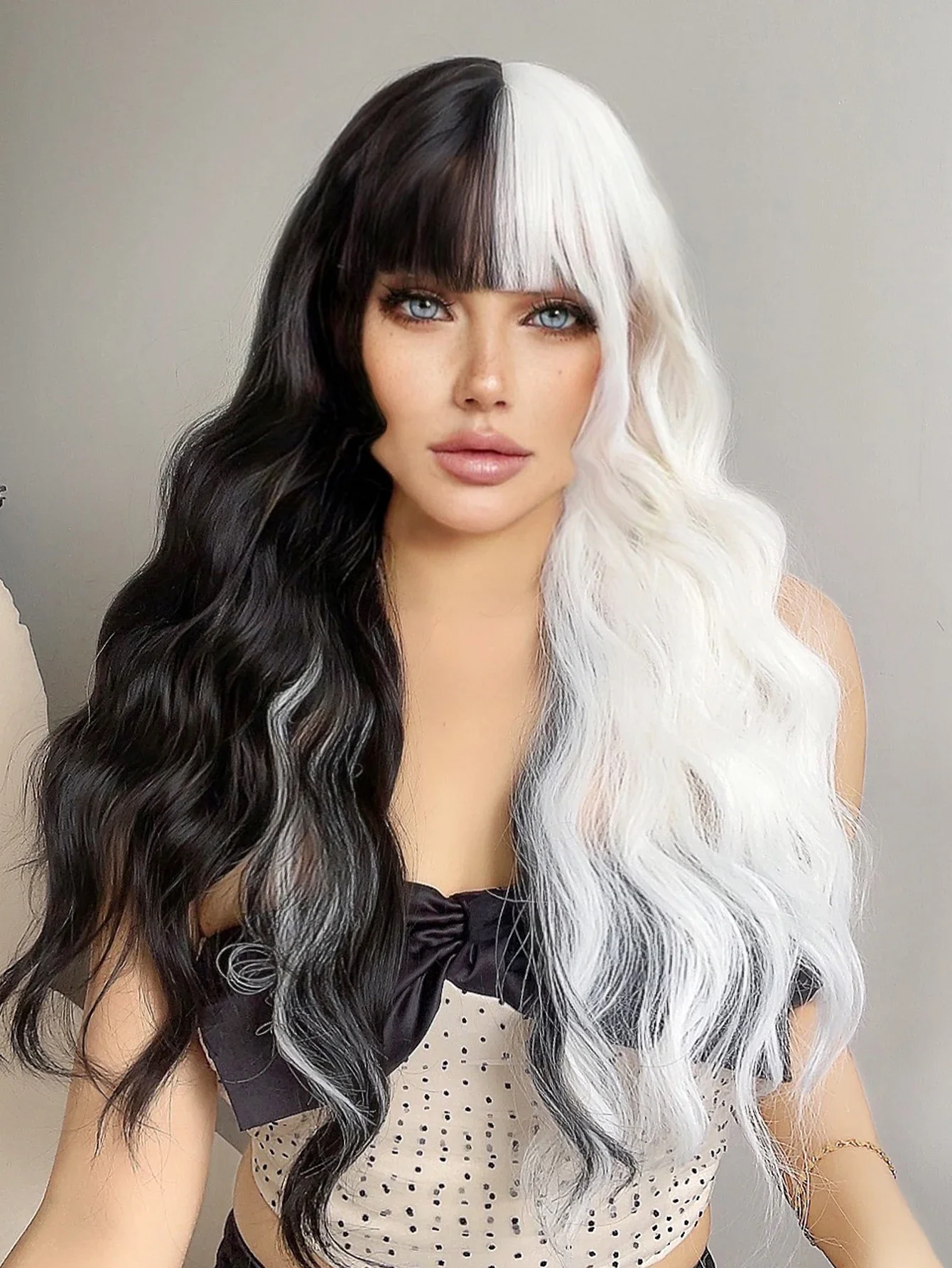 

28Inch Black And White Color Synthetic Wigs With Bang Long Natural Wavy Hair Wig For Women Cosplay Drag Queen Heat Resistant