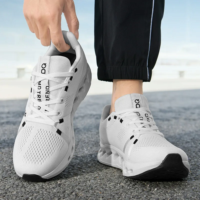 Ultralight Men Running Shoes  Air Mesh Brand Designer Sneakers Men Soft Cushioning Jogging Sports Shoes Breathable Fitness Shoes