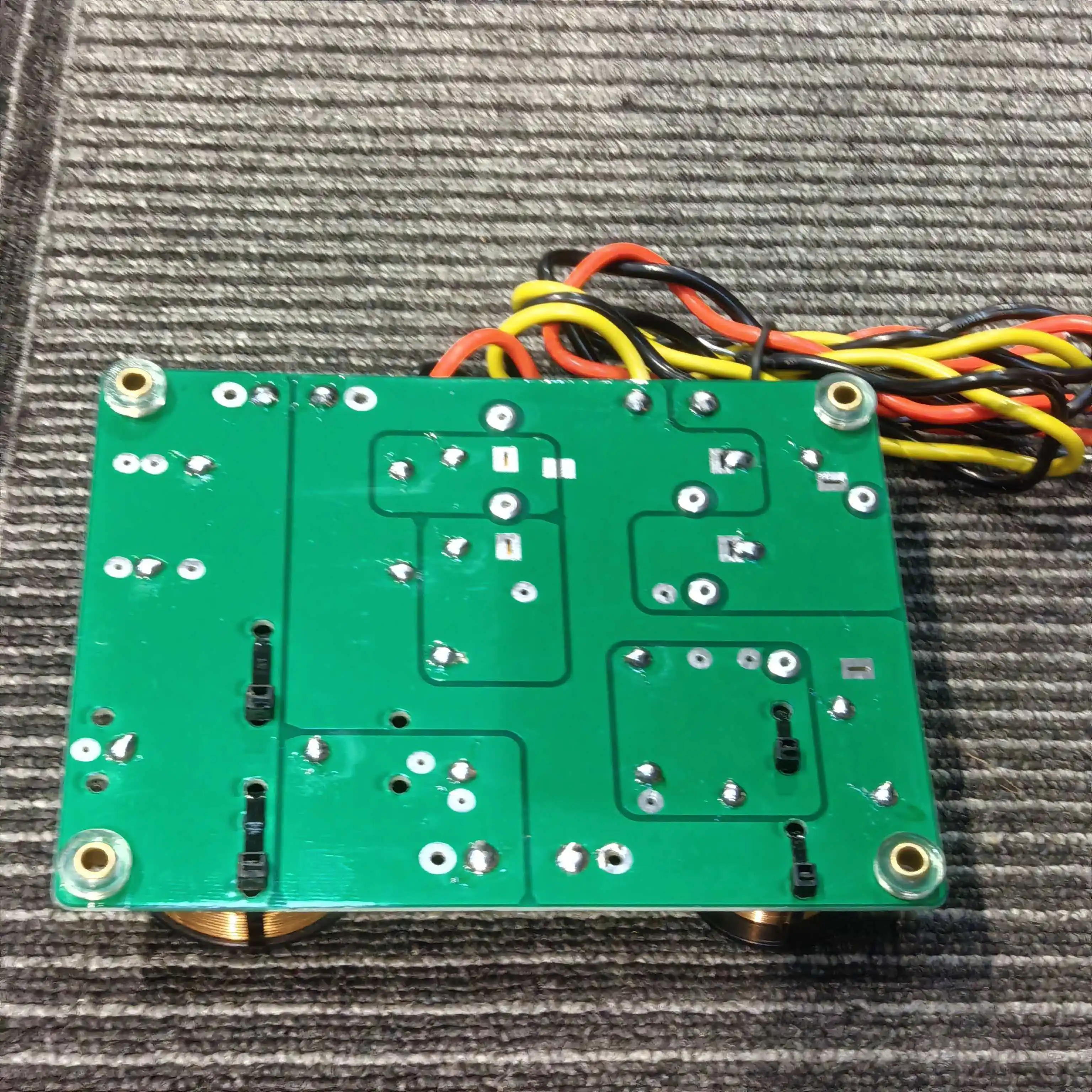 MW Audio F12 12" Full-Range-Lautsprecher-Frequenzweiche, Präzisions-2-Wege-Frequenzteiler für professionelle Bühnen-/PA-Systeme – Detail 14