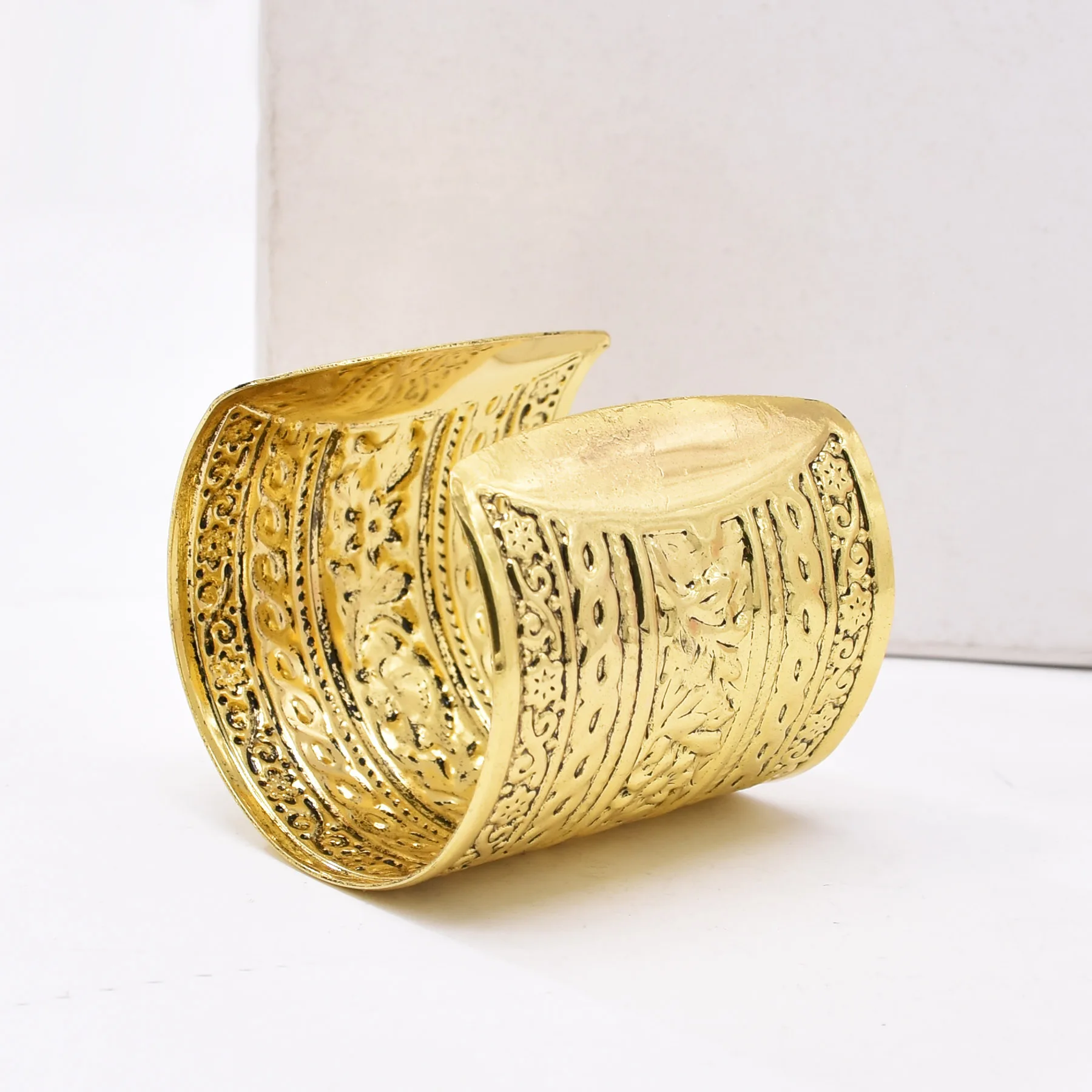 Gold/Silver Plated Alloy Carved Wide Cuff Bracelet Adjust Women's Open Cuff Bangle Fashion Gothic Ethnic Punk Style Bracelet