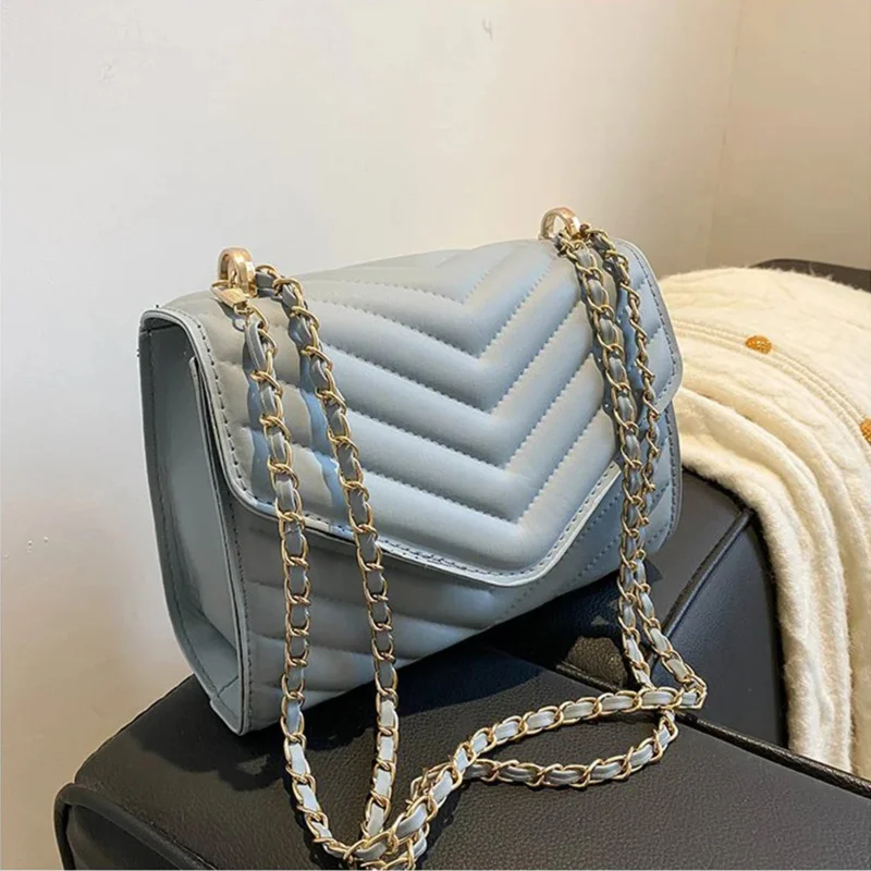 Crossbody Bag Women's fashionable retro single shoulder small square bag simple chain crossbody crossbody bag