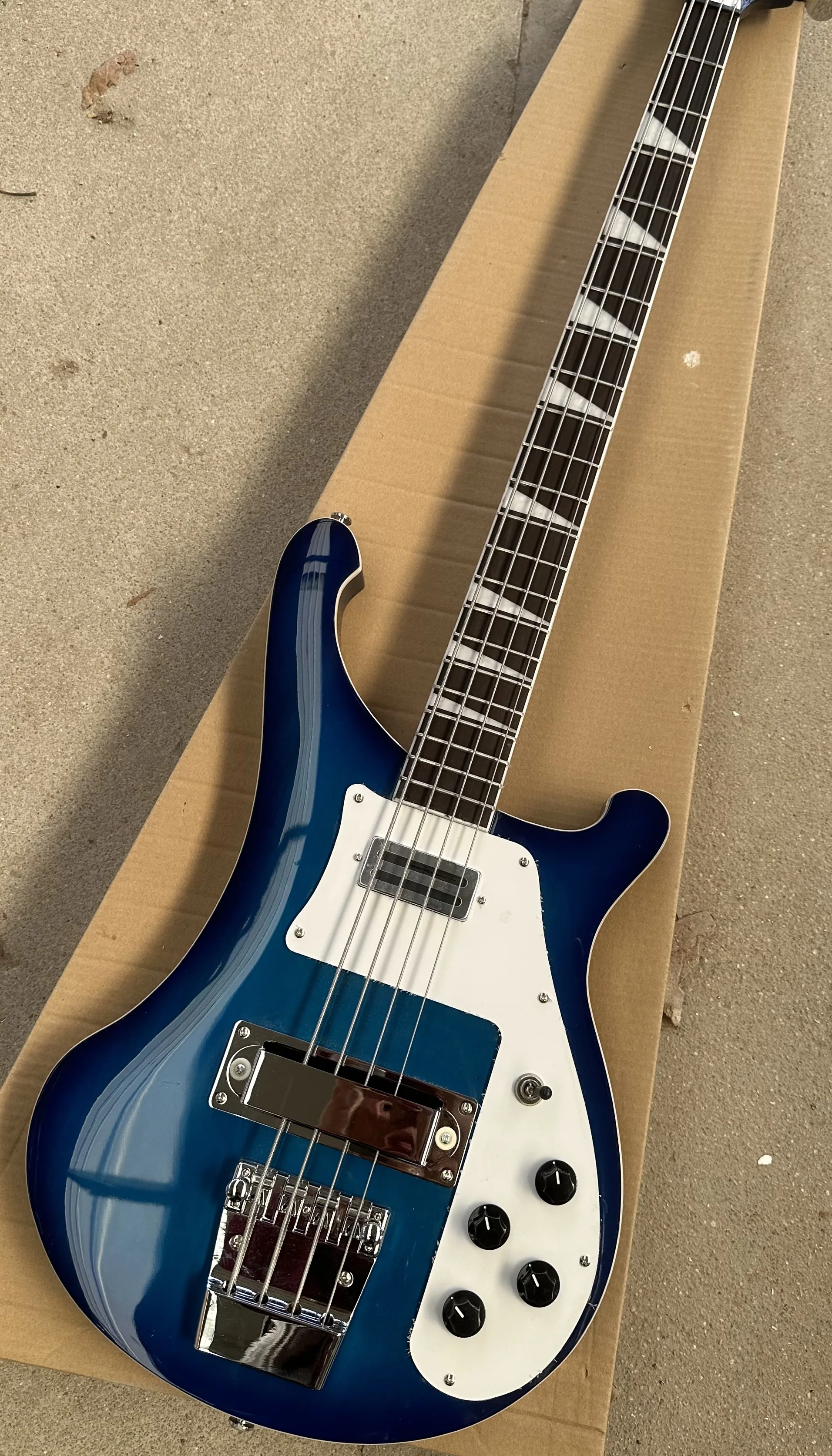 

Ricken 4003 Backer Bass Electric Guitar Transparent Blue Color Chrome Hardware High Quality Guitarra Free Shipping