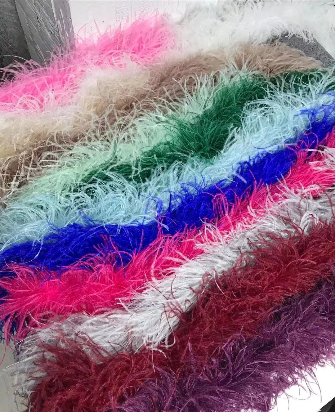 30Ply Thick Ostrich feather boa 2 M Feather Trim Natural Ostrich Decoration  plumas Shawl for Party Clothing Sewing Accessory - AliExpress