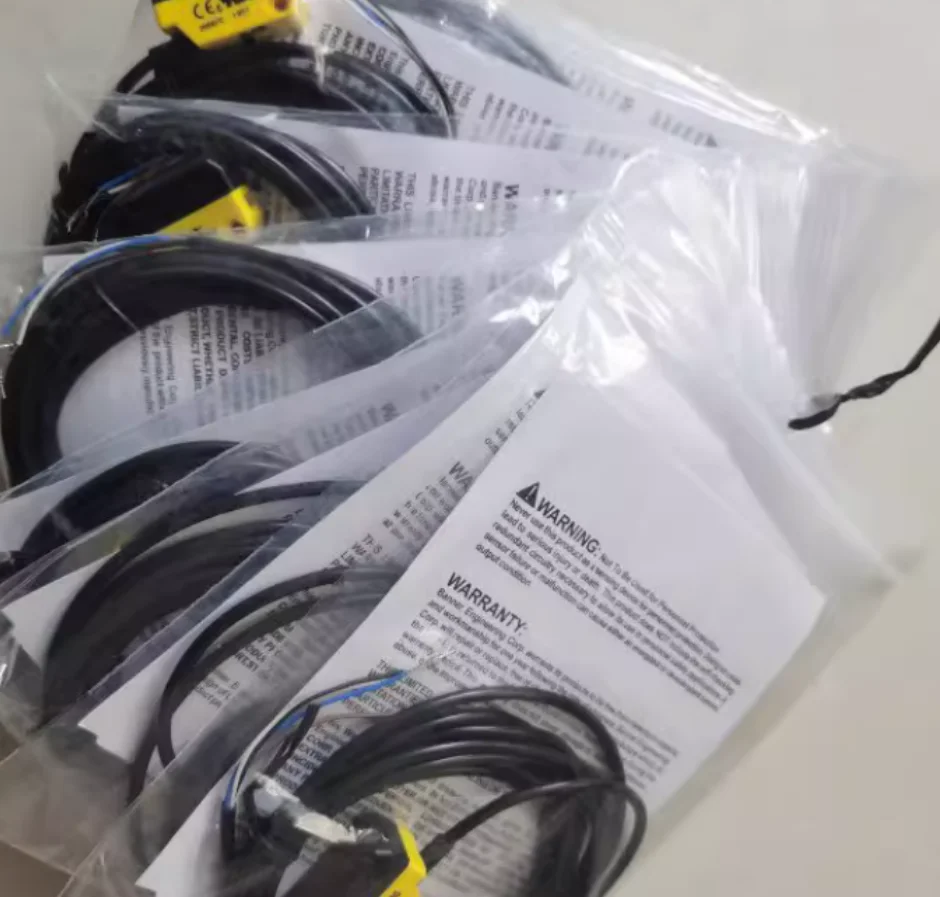

Новый оригинальный фотоэлектрический переключатель QS18VN6AF300 QS18VP6AF300