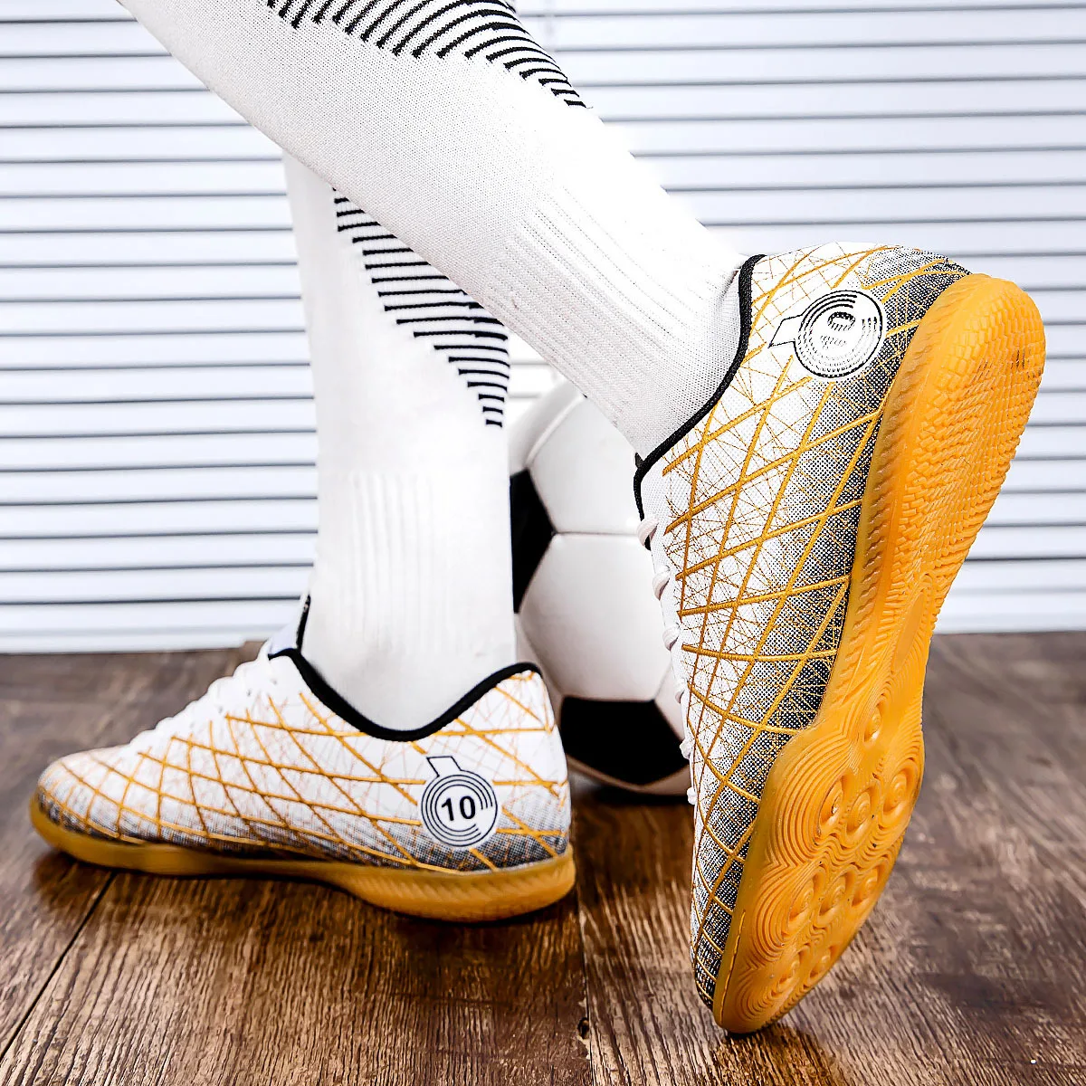 Breathable Soccer Shoes Men's Flat Indoor Training Shoes Cowhide Sole Cross-border Low Top Adult Flat Indoor Soccer