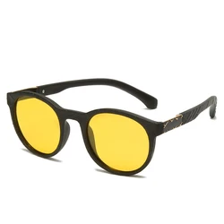 Sleek Retro Polarized Sunglasses - Versatile UV400 Eyewear (Night vision)