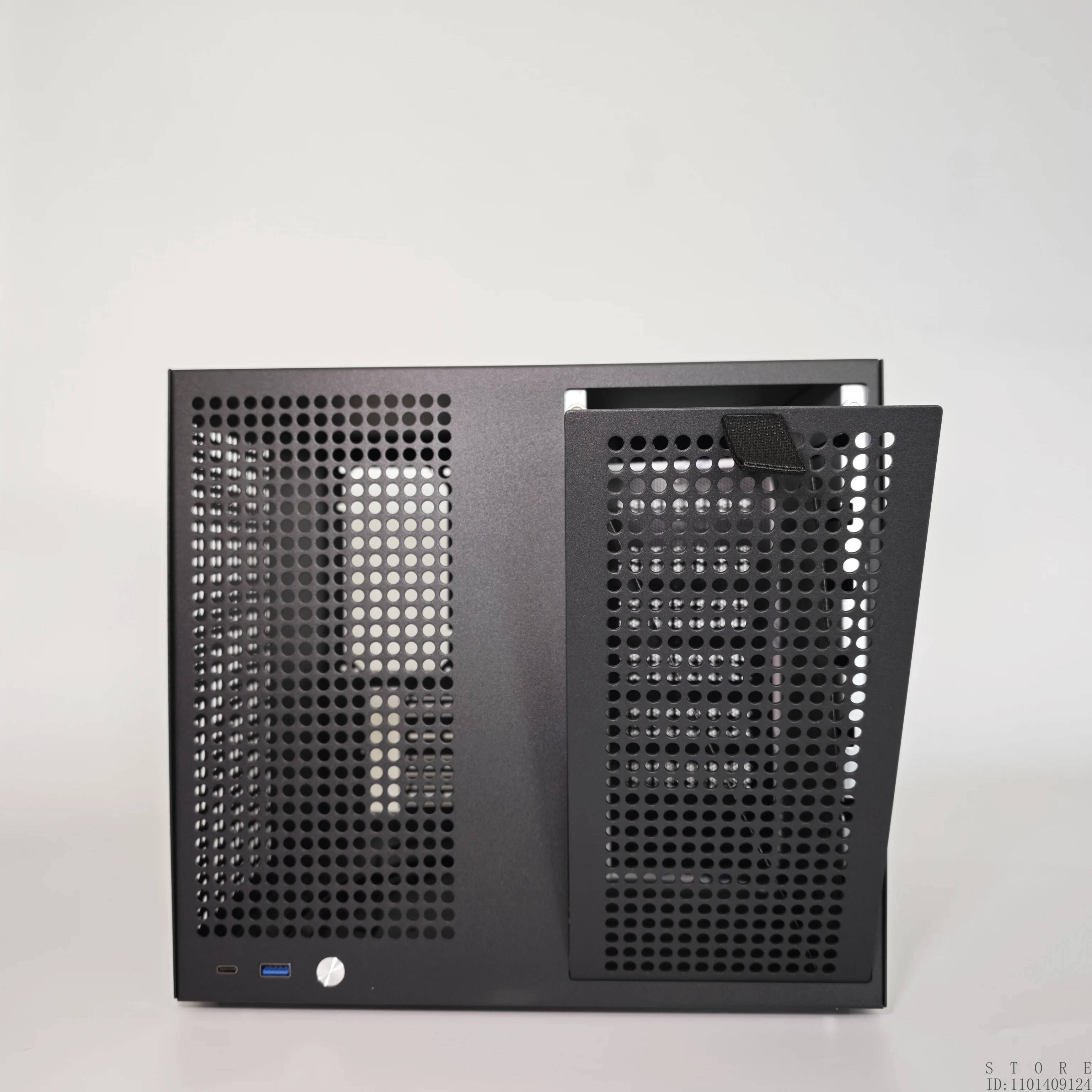 8베이 NAS 섀시, 백플레인 사지타리우스 ATX 전원 공급 장치, MATX 마더보드, 풀 하이트 PCIe 슬롯