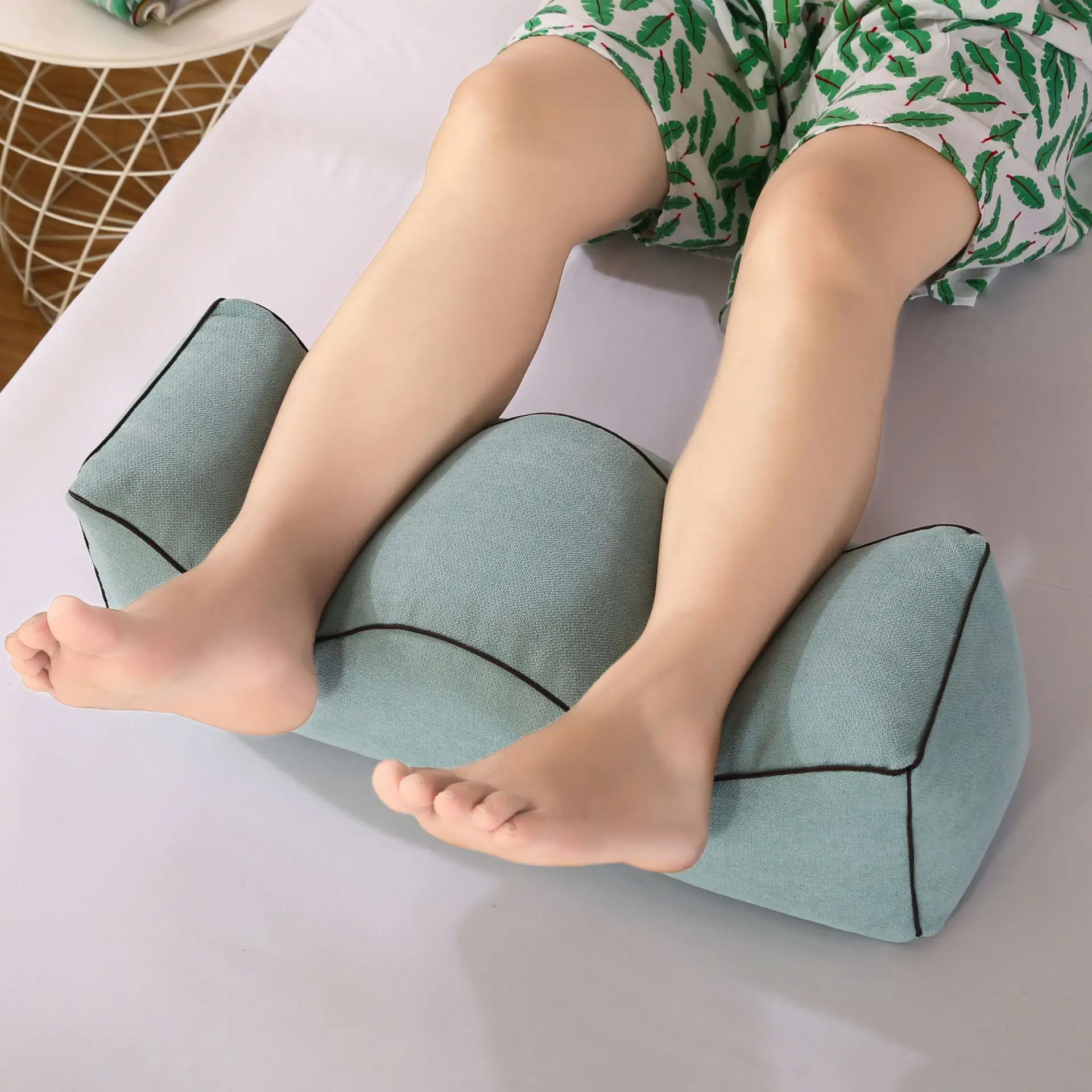 Memory Foam Leg Foot Raiser Pillow Support Cushion Home Massage Support Body Pillows Sleeping for Pregnant Orthopedic Sciatica 2