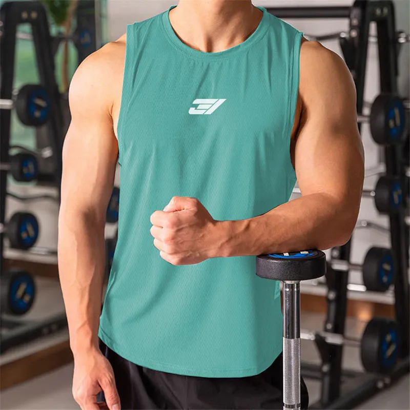 2024 Men Bodybuilding Tight Running Tank Tops Summer Jogger Workout Sleeveless Gyms shirt Men Sports Vest Fitness Brand Man Vest