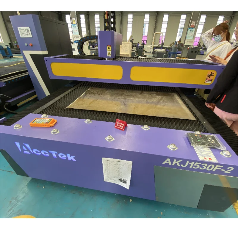 Macchina Personalizzata Per La Lavorazione Di Metalli E Non Metalli Macchina Da Taglio Laser A Doppio Uso Di Acctek