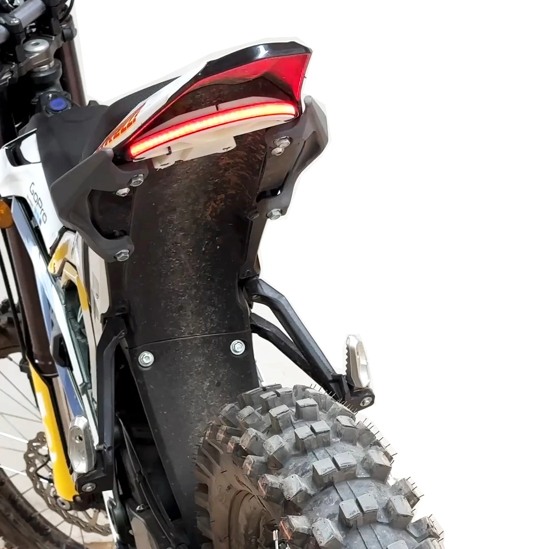 Feu Arrière Et Stop Moto Ultra Bee 2023 - Compatible Accessoire Moto - Feu LED Haute Visibilité - Sécurité Renforcée