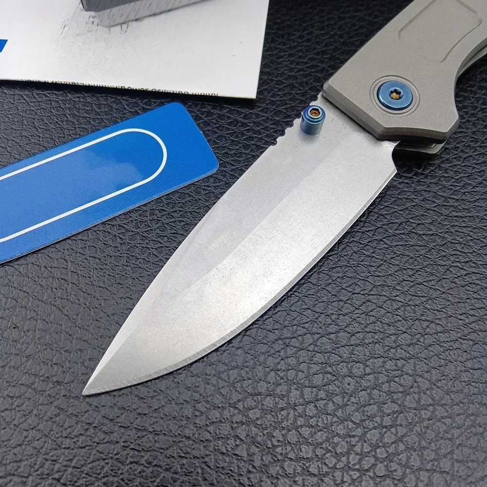 BM 748 Pocket Folding Knife 4