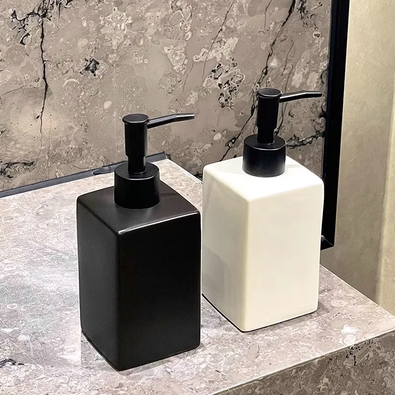 โมเดิร์นสีดําและสีขาว Frosted เซรามิคขวดโลชั่นอุปกรณ์ห้องน้ํากดเครื่องจ่ายสบู่แบบพกพา Dispensing ขวดโรงแรม 1