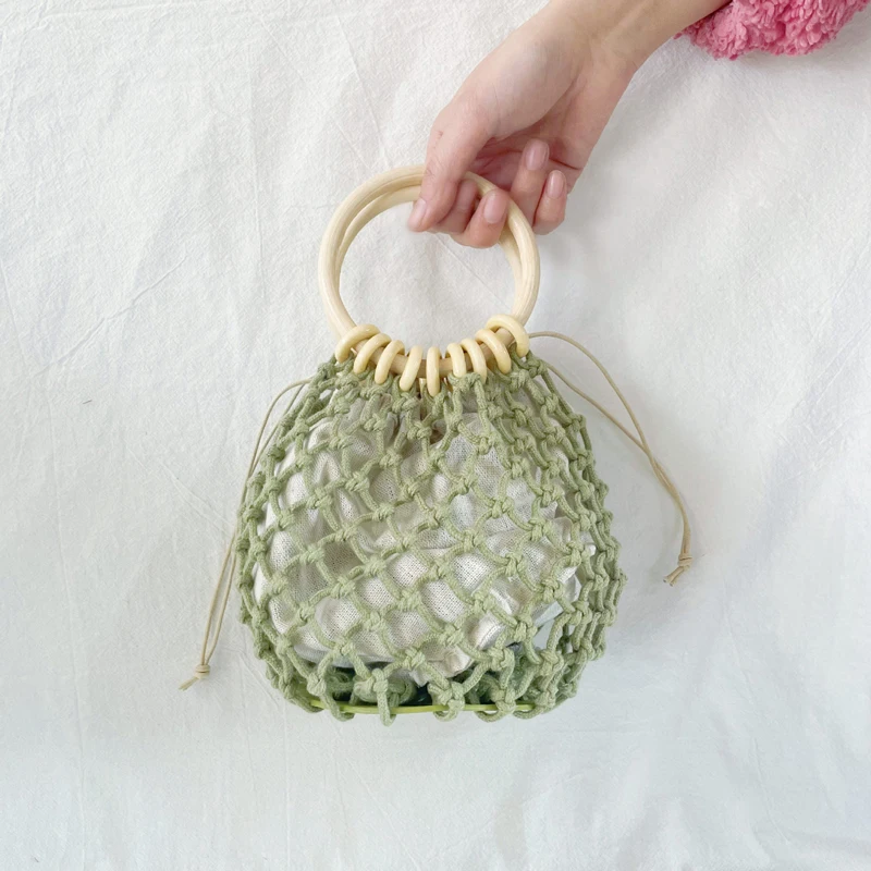 

New Woman Girl Fashionable Woven Handbag Beach Style Wood Handle Drawstring Bucket Tote Purse for Daily Life and Vacation