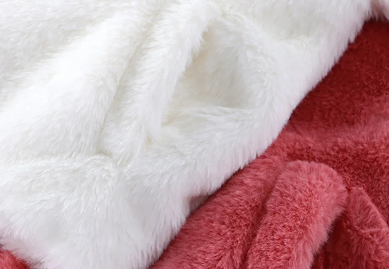 Kids coat lifestyle image 4