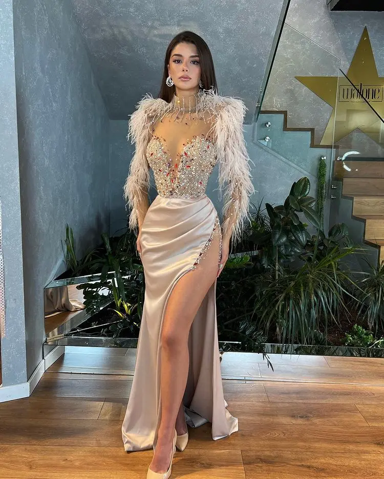 

Charming Evening Dresses Mermaid Beads Sequins Side Split Feathers Satin Sweep Train Prom Dress Vestido De Noite Customized
