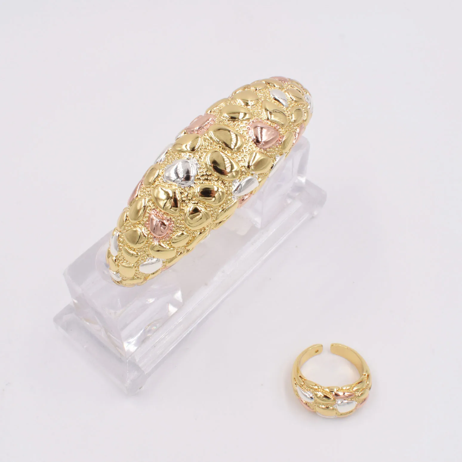 

Новинка, высокое качество, золото 750, 3 цвета, бриллианты, модный браслет, кольцо, украшение