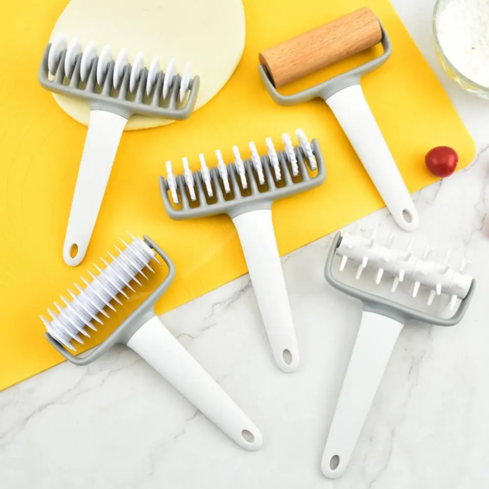 Turning Smooth Baking Tool 1 Set 5 Colors Cookie Cake Net Dough Roller Cutter Pizza Dough Roller Cutter for Restaurant