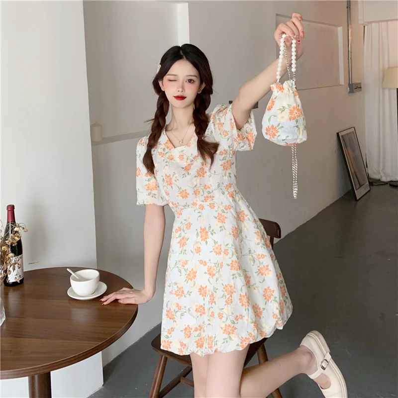

2023 Summer New Fashion Korean Version Sweet And Gentle V-neck Lantern Sleeve Printed Dress Free Shipping