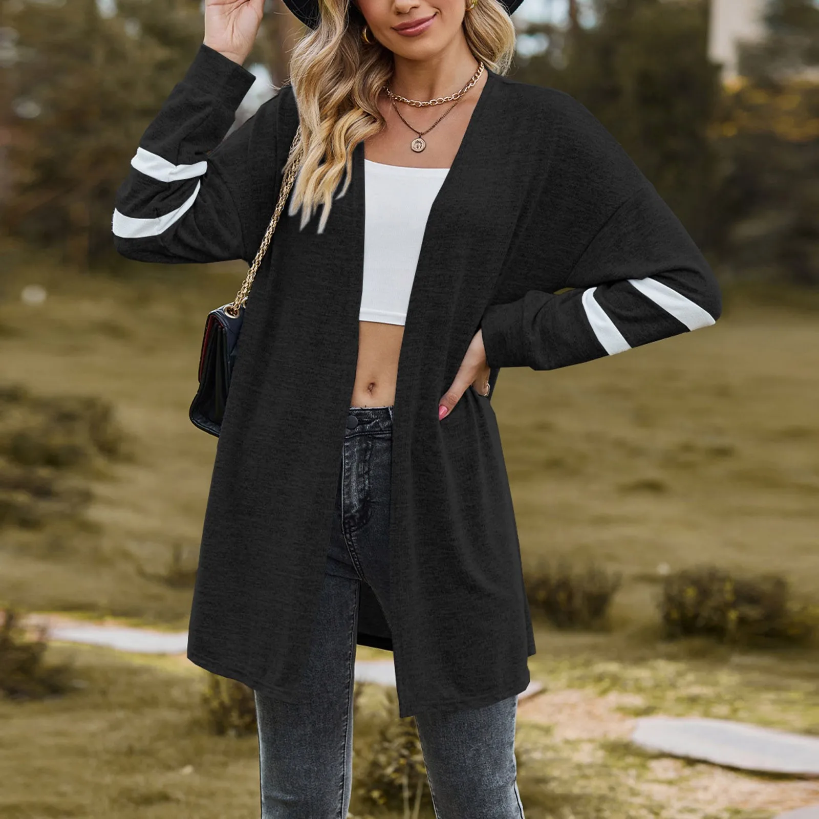 

2023 Women Long Sleeved Splicing Contrast Color Knitted Cardigan Coat Autumn and Winter Knitwear Jacket Fashion Long Cardigan