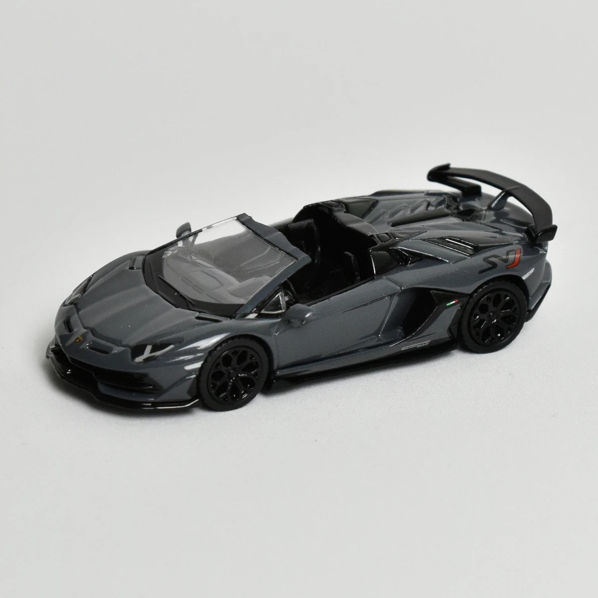 

Миниатюрная модель автомобиля из нержавеющей стали Lambor пуэртадор SVJ 425, 1:64