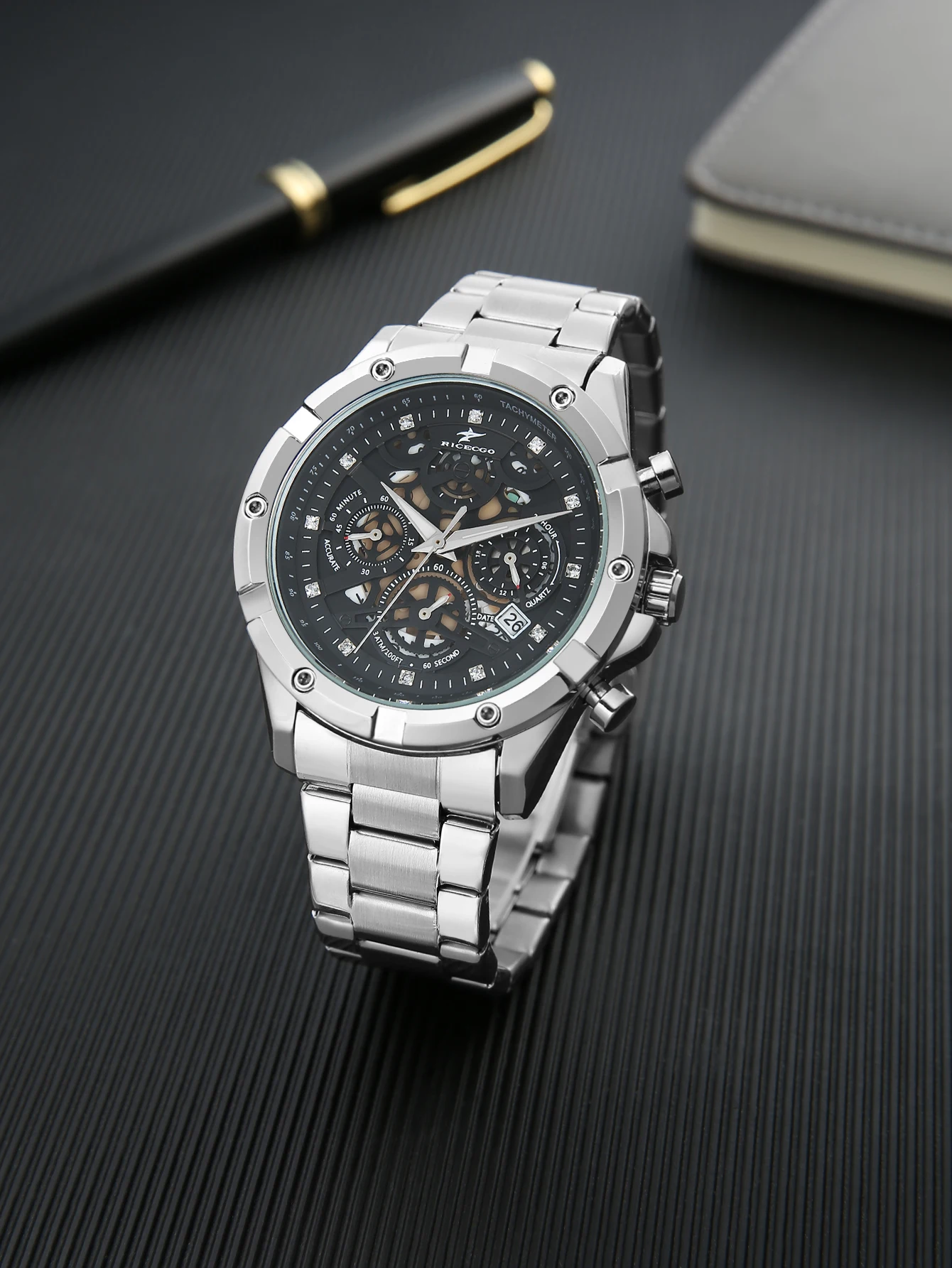 Multifunctional Chronograph Men's Watch - Stylish and Durable