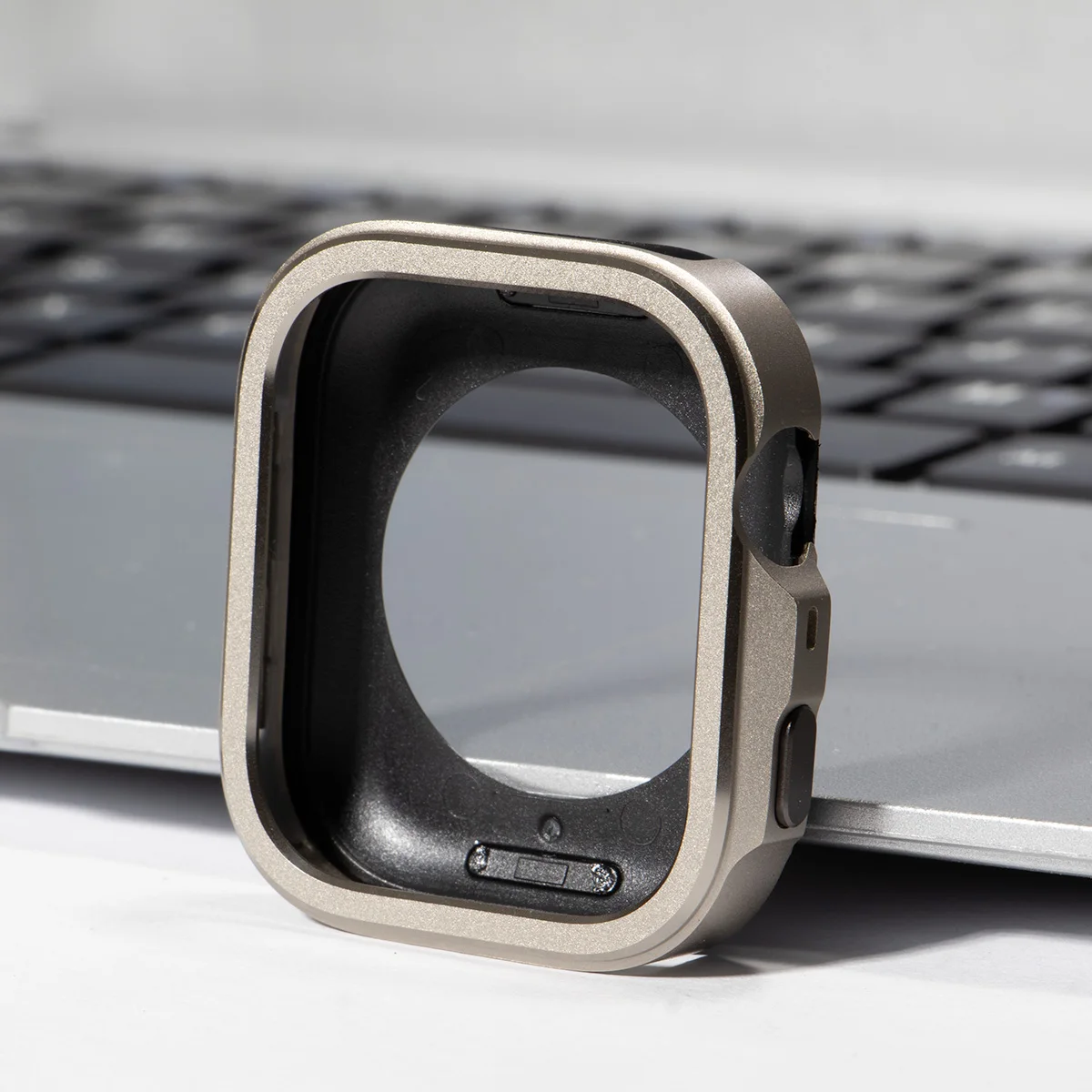 Premium Metal Protective Case - Shockproof & Anti-Scratch Bumper Cover
