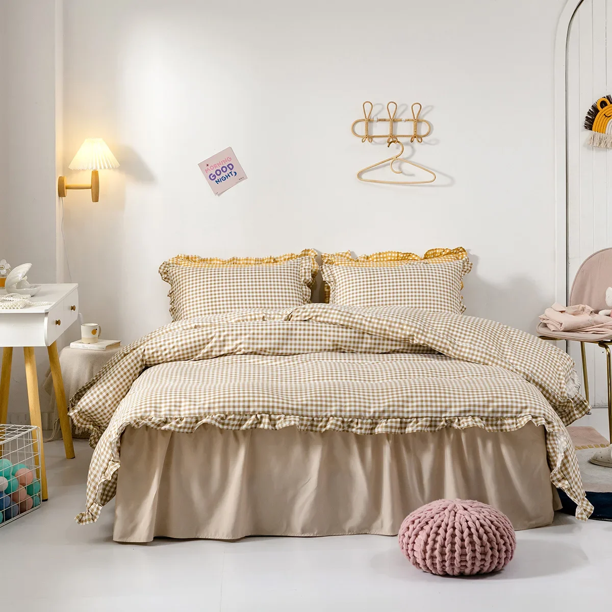 

Princess Style Sub Pattern Bedding Set 4-Piece Quilt Cover Bed Skirt Pillow Cover Set Single Double Size Bed Sheet comforter set