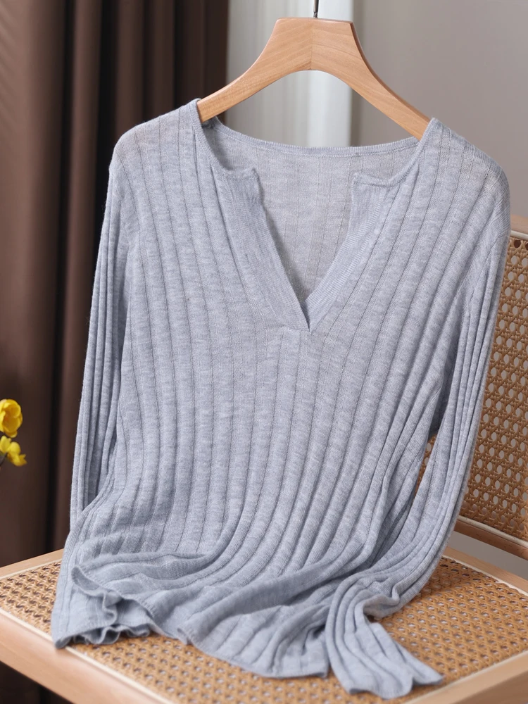 

New Chic Spring Summer V-neck Slim Pullover Sweater For Women Soft Thin Basic Grace Clothes 30% Merino Wool Knitwear Korean Tops