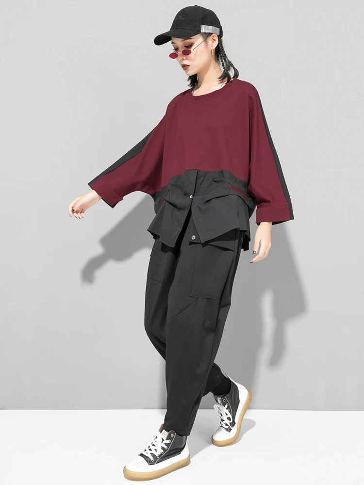 [EAM] Loose Fit Contrast Color Big Size Sweatshirt New Round Neck Long Sleeve Women Big Size Fashion Spring Autumn 2026 1D716