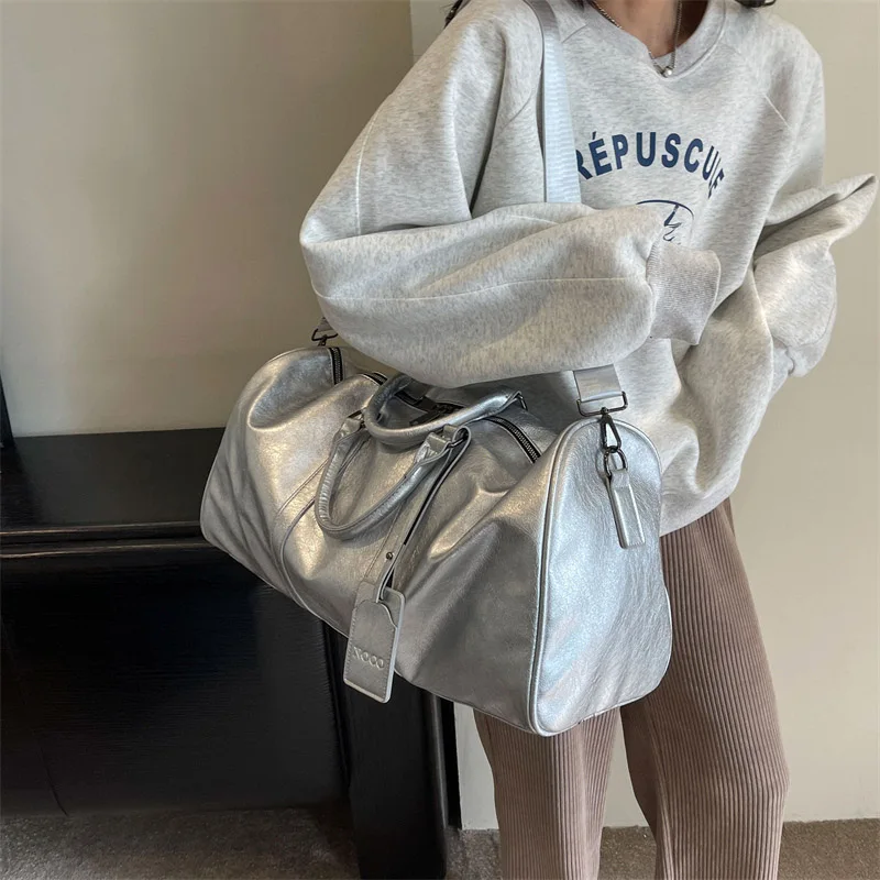 حقيبة اللياقة البدنية الرياضية