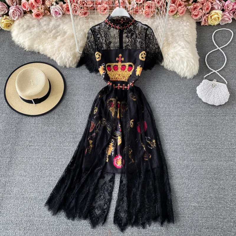 

Retro Hepburn Breezy Lace Stand-up Collar Waist Slimming Temperament Dress