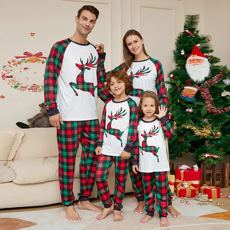 

2023 New Christmas Parent-child Cartoon Elk Plaid Print Santa Claus Pajamas Set Children’s Gift Family Matching Outfits