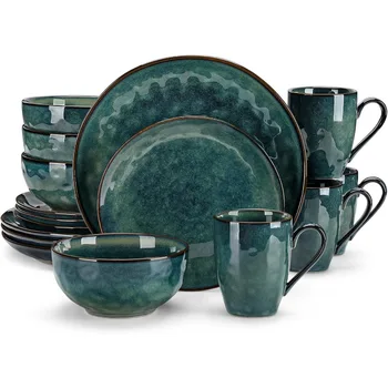 16-Piece Green Dinnerware 1