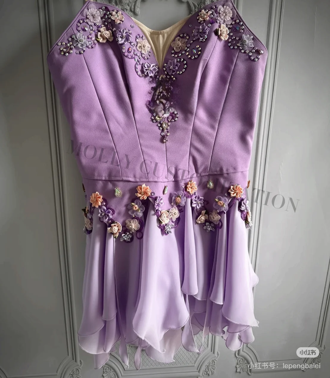 Hochwertiger, maßgeschneiderter neuer lila magischer Talisman-Chiffonrock für Amor-Ballett-Wettbewerbe für Erwachsene und Kinder – Detail 3