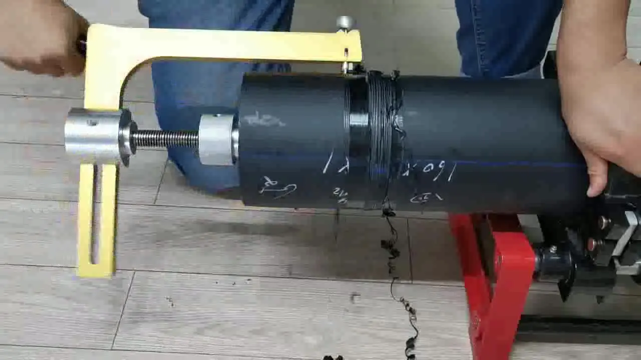 Paint Scraper Gear Rotation