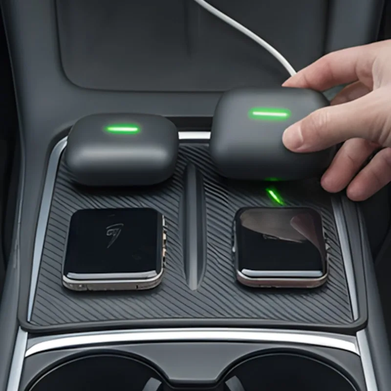 Silicone for Tesla Model Y Juniper/Launch 2025 Anti-skid Pad Wireless Charging Pad Car Phone Non-slip Charger Mat Protective