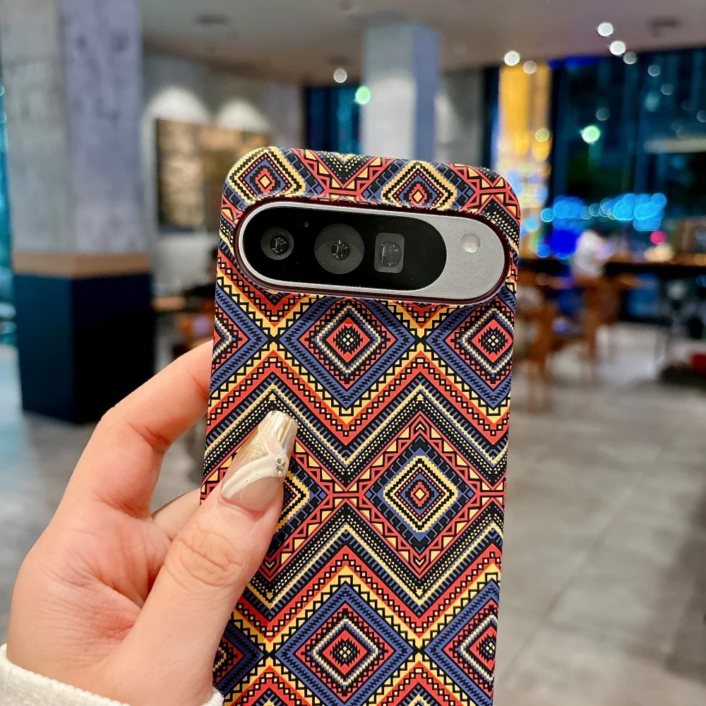 Luxury Frameless Carbon Fiber Magnetic Phone Case with Kevlar Texture