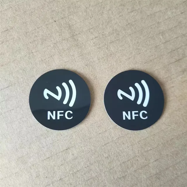 5Pcs ID 125Khz Rewritable EM4305 RFID Keyfobs KeyChain Token Blank Copy Card T5577 Key Fob Badge Anti Metal Round Phone Stickers 2