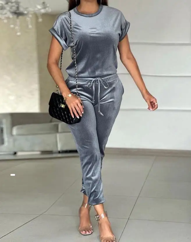 Women's Casual Pants Set 2023 New Plush Round Neck Short Sleeve Top and Pocket Drawstring High Waist Pants Set Two Piece Suit
