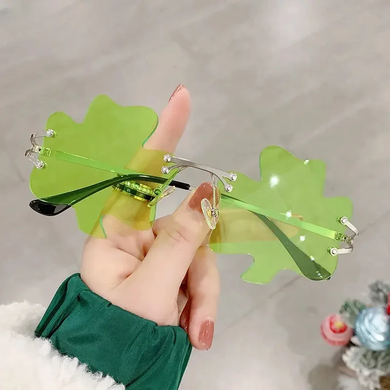 St. Patrick’s Day Glasses Irish Shamrock Sunglasses Green Four Leaf Clover Leprechaun Costume Accessories 2
