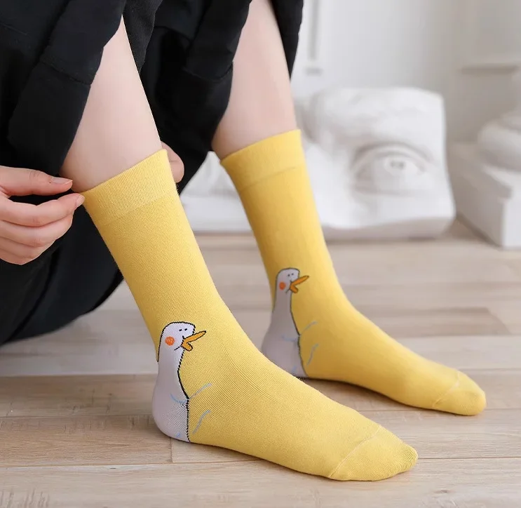 Cartoon Goose Design Women's Fashionable and Versatile Casual Socks - Breathable, Soft, and Comfortable